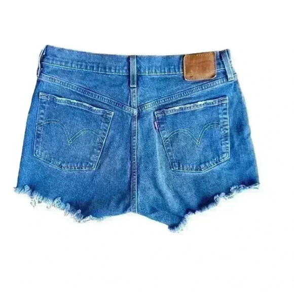 Levi 501 Cut-Off Shorts - Picture 2 of 8